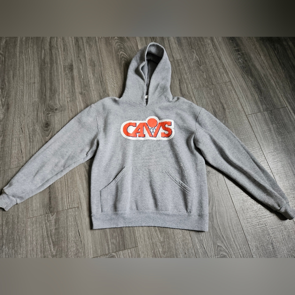 Soffee Cleveland Cavaliers Cavs Gray Basketball Logo Hoodie Sweatshirt L 14/16